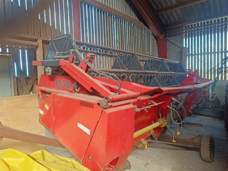 Case IH Axial-Flow 1640 16 fod skærebord