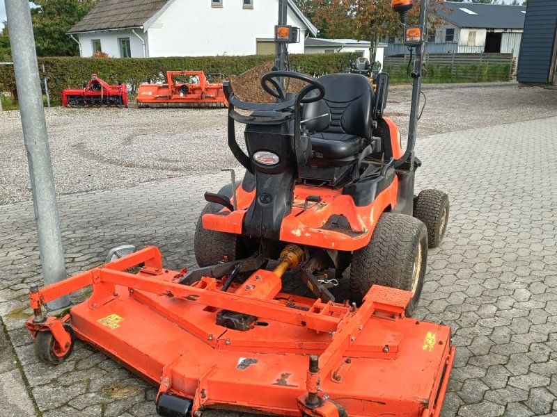 Kubota F3890 med 4 WD og spare