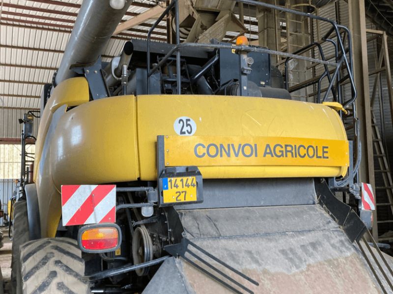 New Holland CR 9080