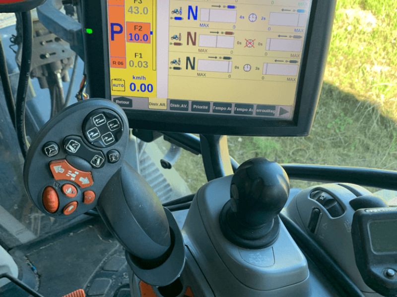 New Holland T6.180 AUTOCOMMAND T4B
