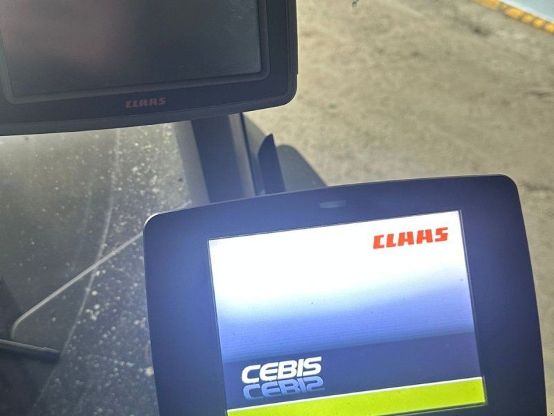 Claas XERION 5000 . Kun 1.900 timer. GPS klar. Ring til Ulrik på 40255