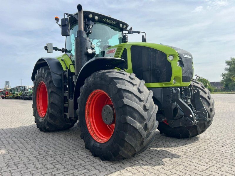 Claas Axion 950 CMatic