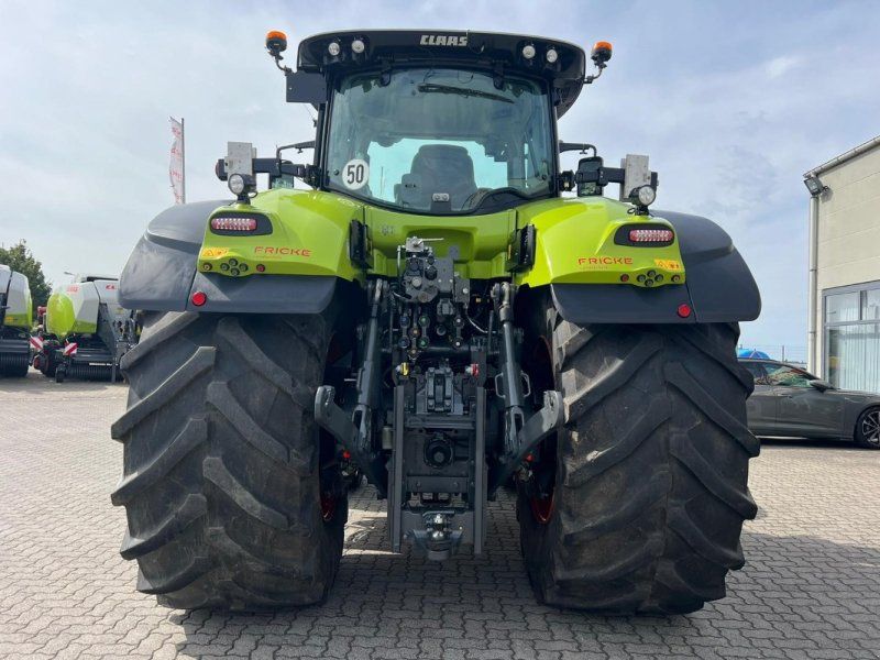 Claas Axion 950 CMatic