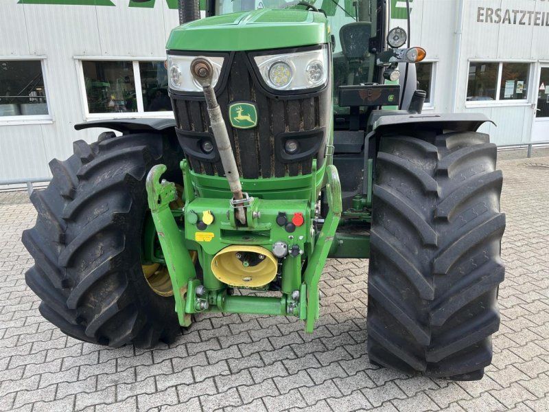 John Deere 6150R