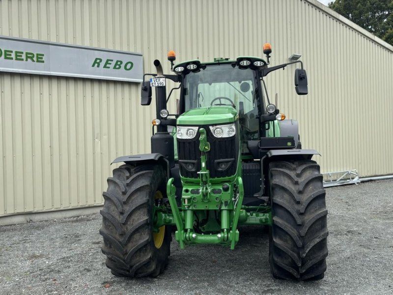 John Deere 6M240