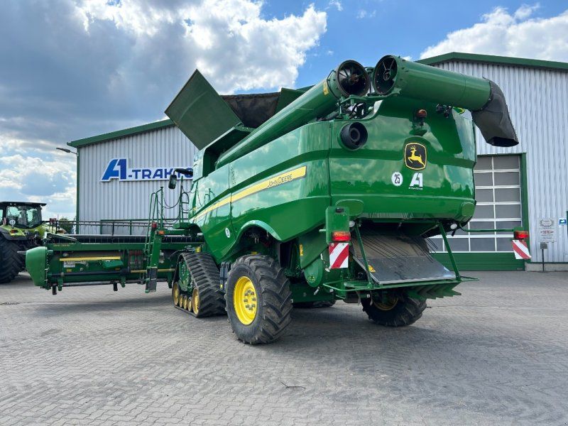 John Deere S780 mit 630X Schneidwerk