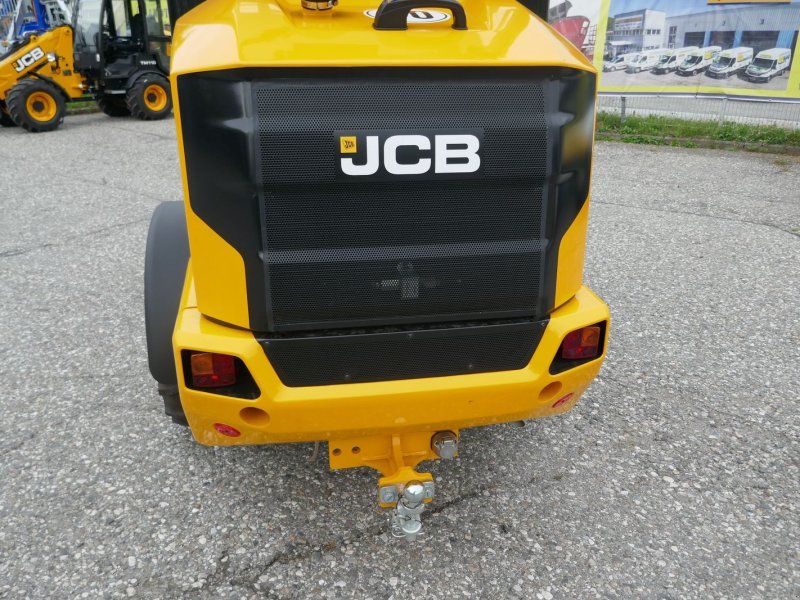 JCB 403 Agri Plus