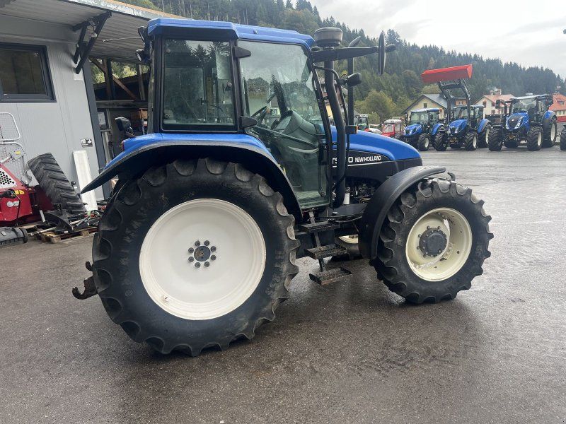New Holland TS100