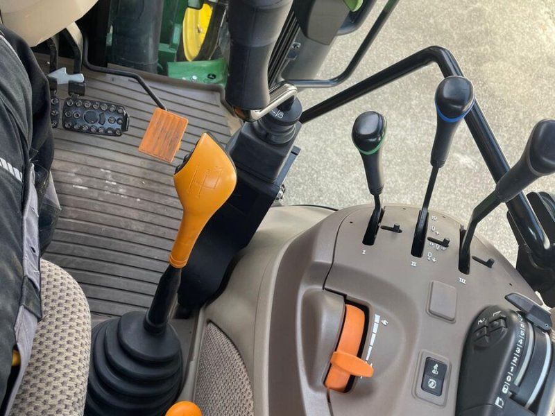 John Deere 5100M
