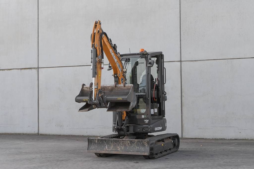 CASE CX 25 D