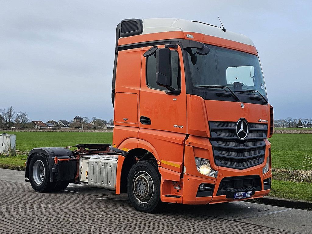MERCEDES-BENZ ACTROS 1843 LS