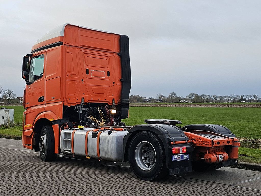 MERCEDES-BENZ ACTROS 1843 LS