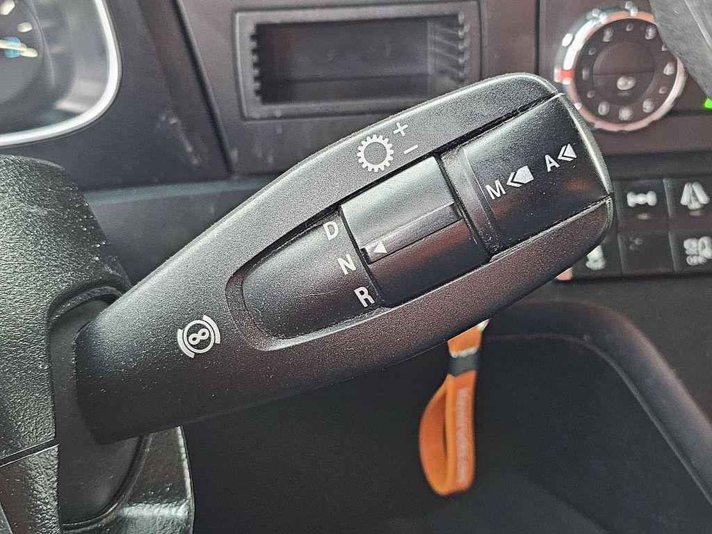 MERCEDES-BENZ ACTROS 1843 LS
