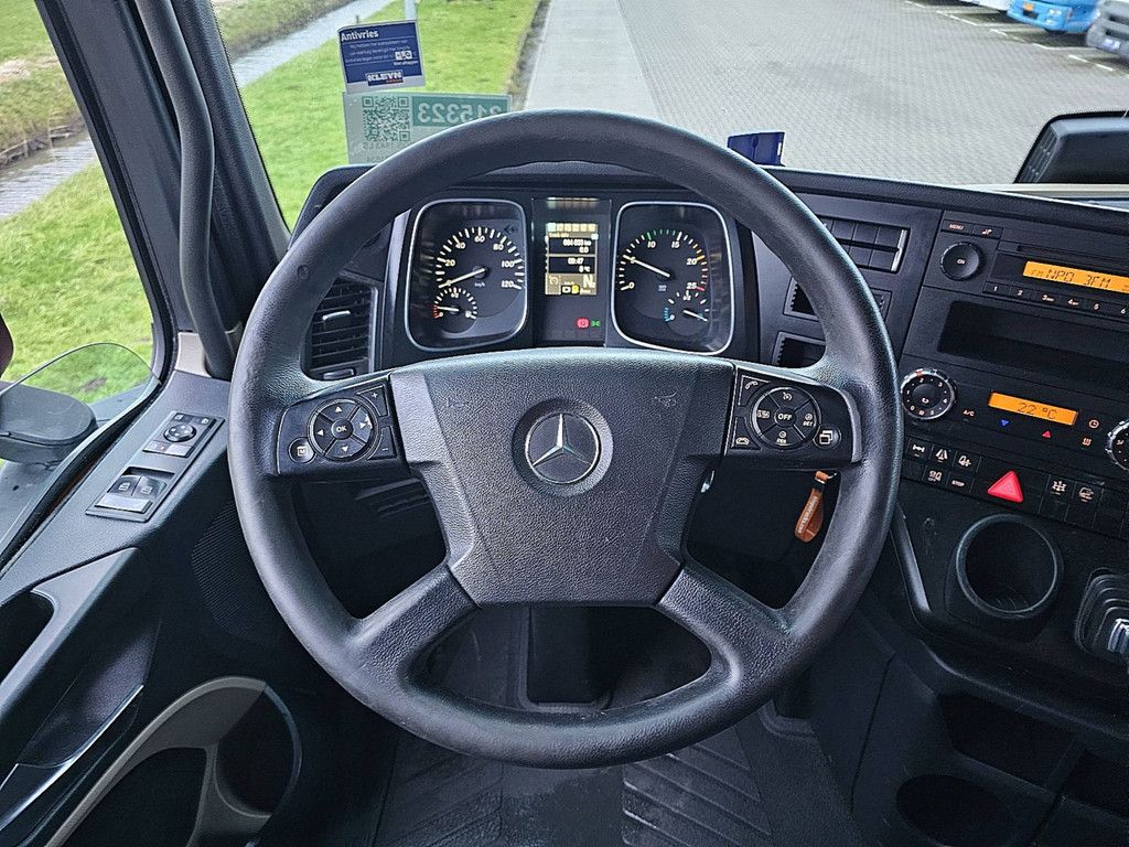 MERCEDES-BENZ ACTROS 1843 LS