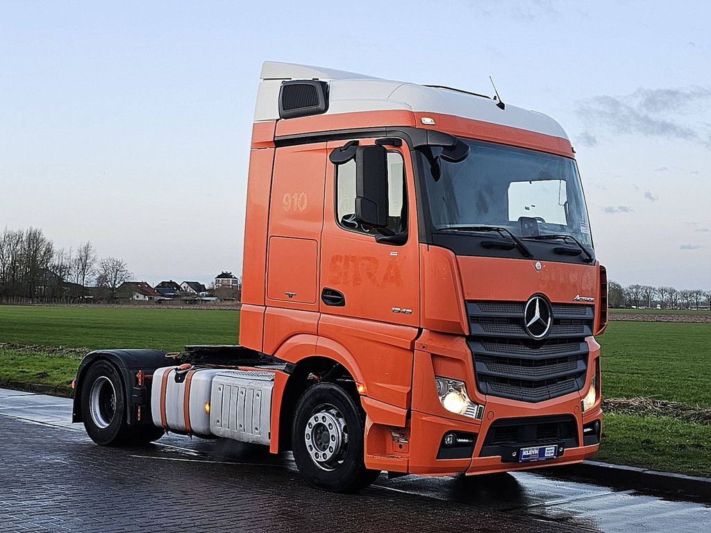 MERCEDES-BENZ ACTROS 1843 LS