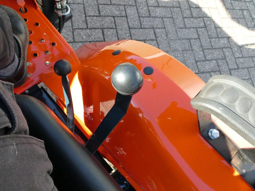 Kubota B1502 4wd / Voorlader / Zijschakeling