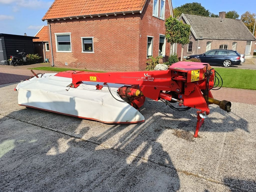 Kuhn FC 313