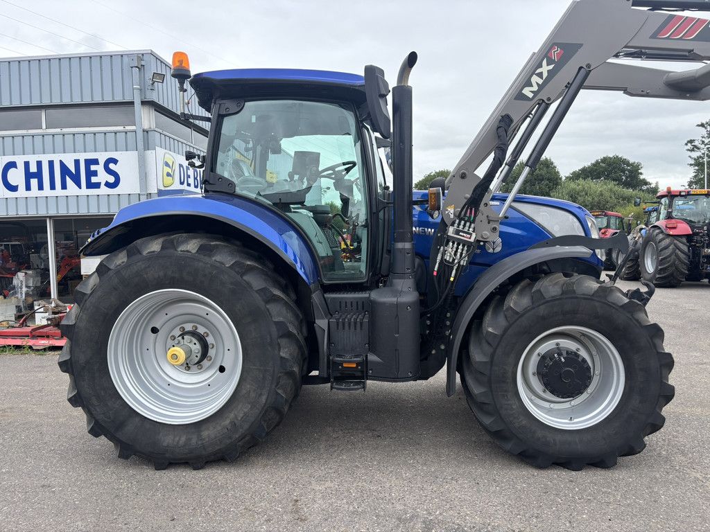 NEW HOLLAND T7.245 AC + FRONTLADER