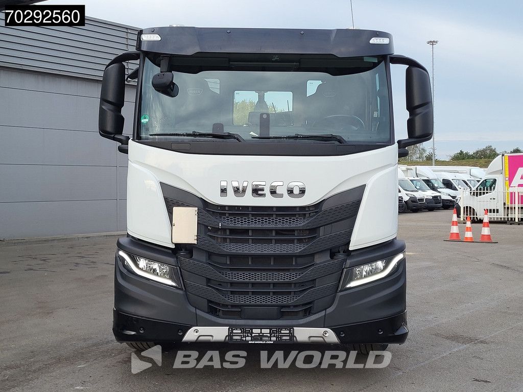 Iveco X-Way 460 6X2 Retarder HIAB 21S59 Lift+Steering-Axle Navi Automatic ACC Euro 6