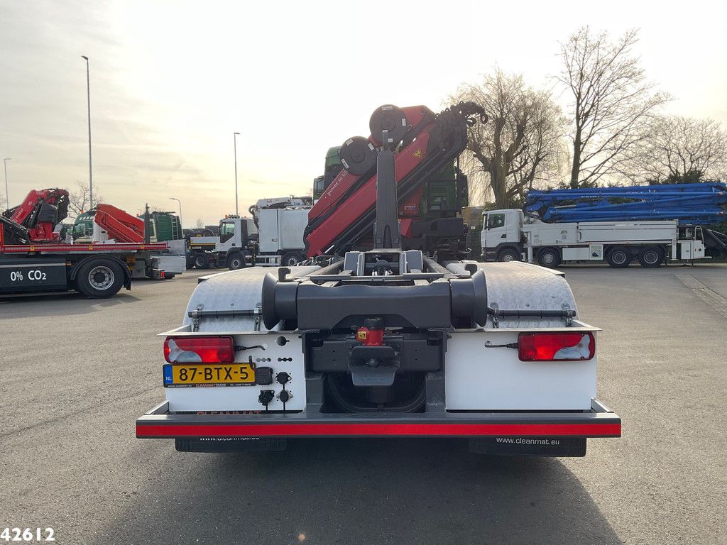 Man TGS 35.460 8x2 Euro 6 HMF 26 Tonmeter laadkraan