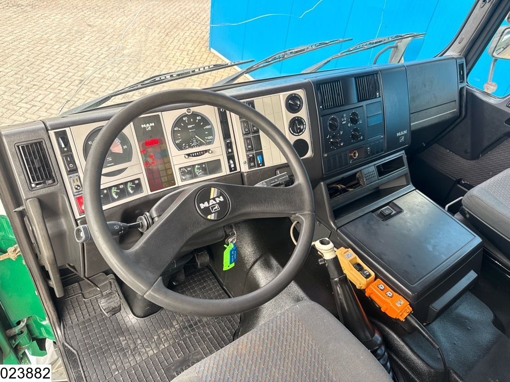 MAN 37 414 8x4, EURO 2, Manual, Leaf suspension