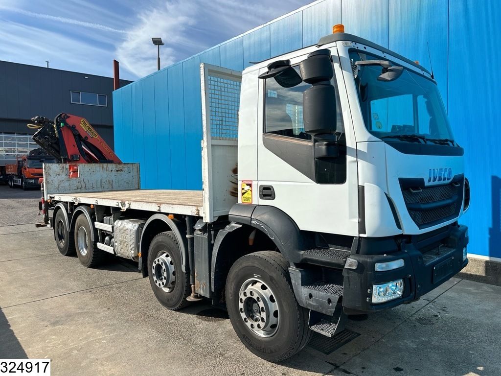 Iveco Trakker 8x4, EURO 6, Palfinger, Remote