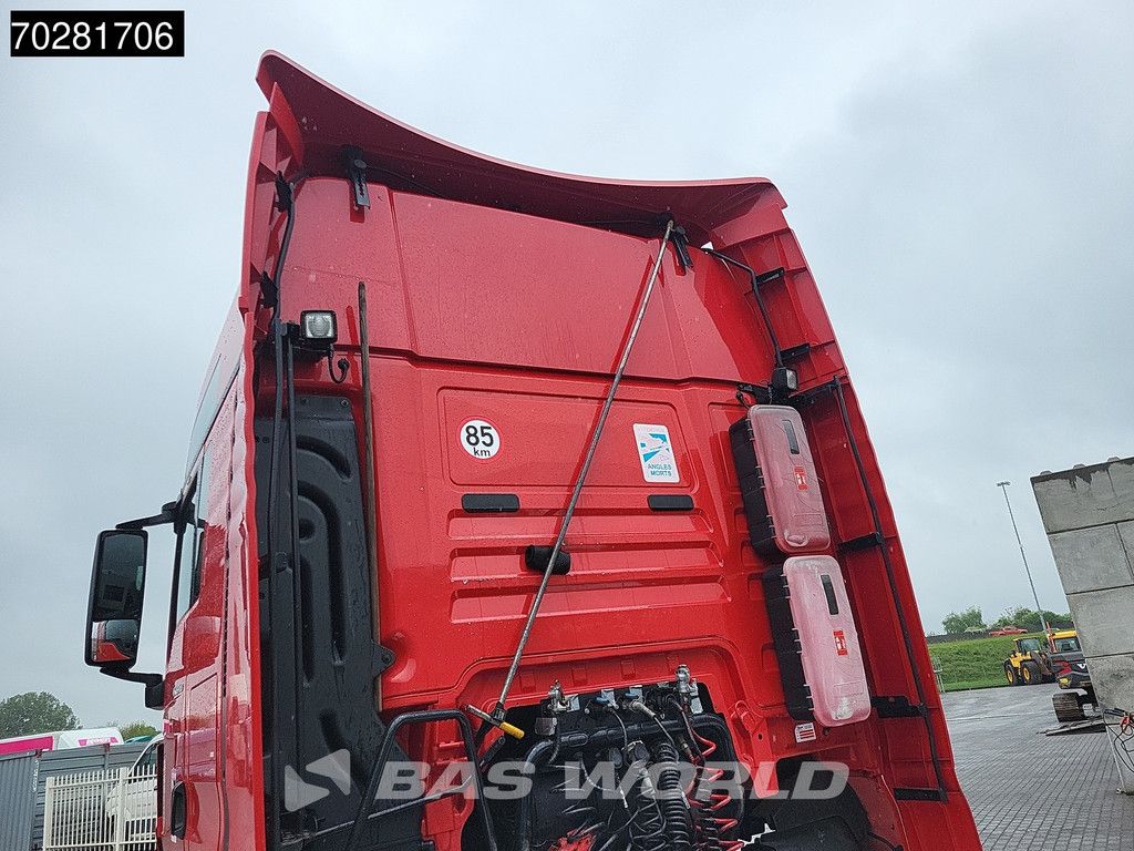 MAN TGX TGX 18.460 4X2 XXL Retarder 2xTanks ACC Euro 6