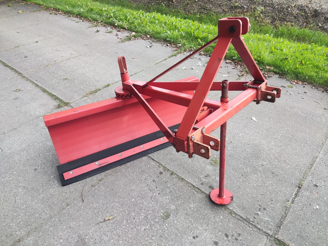 JAKO schuif / schaaf (werkbreedte 120 cm.rubberen strip)