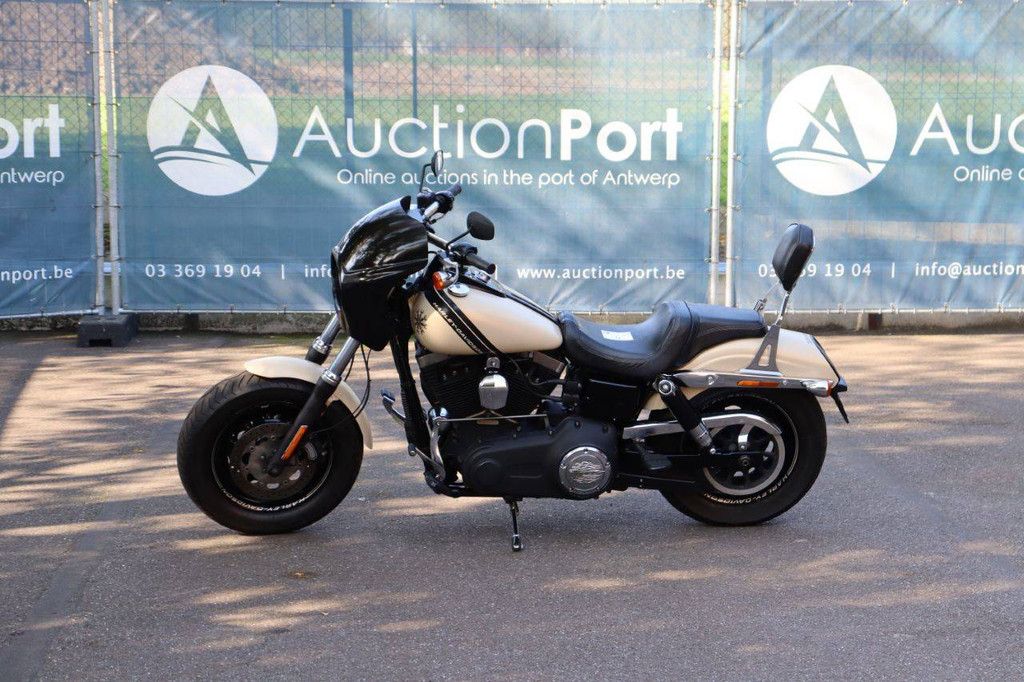 Harley-Davidson Dyna Fat Bob Benzine 2014