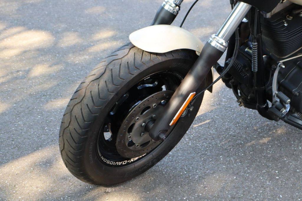 Harley-Davidson Dyna Fat Bob Benzine 2014