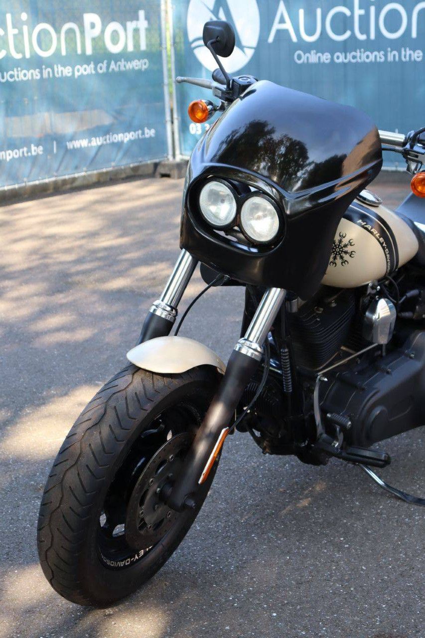 Harley-Davidson Dyna Fat Bob Benzine 2014