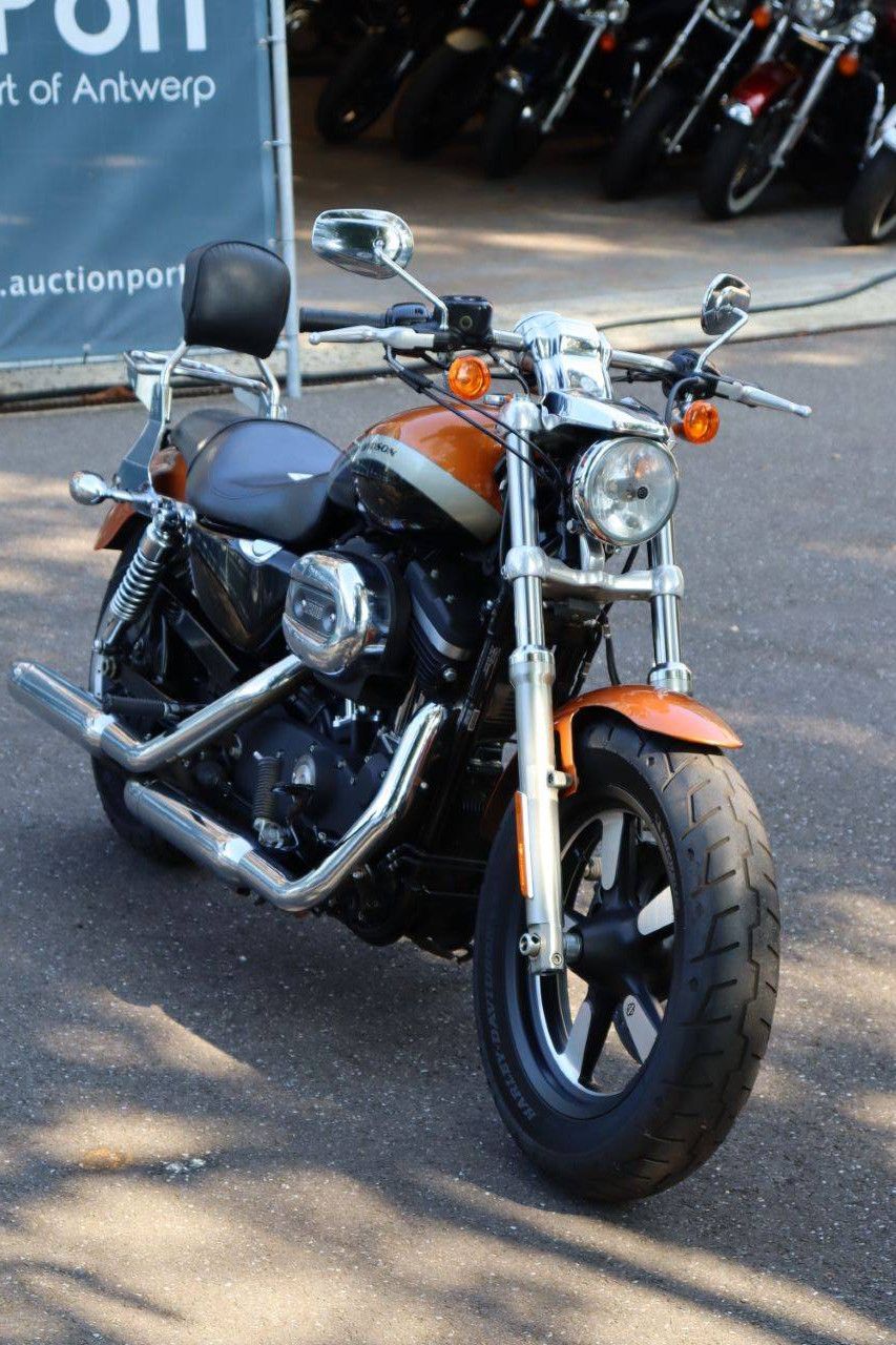 Harley-Davidson Sportster XL1200 Custom Benzine 2014