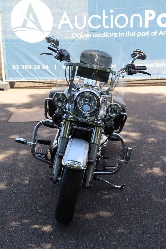 Motor Harley-Davidson Road King Classic Benzine 2013