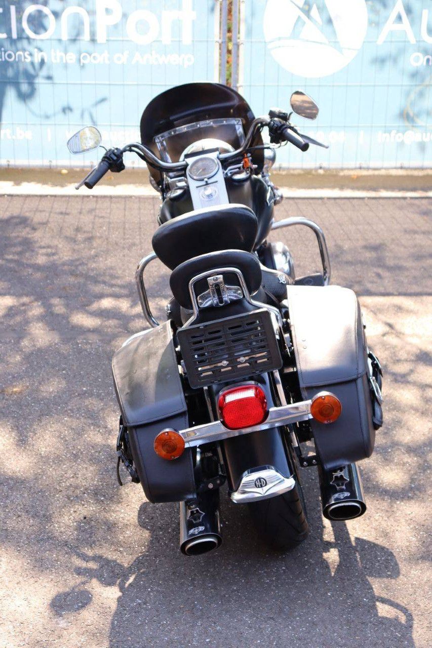 Harley-Davidson Road King Classic Touring Benzine 2007