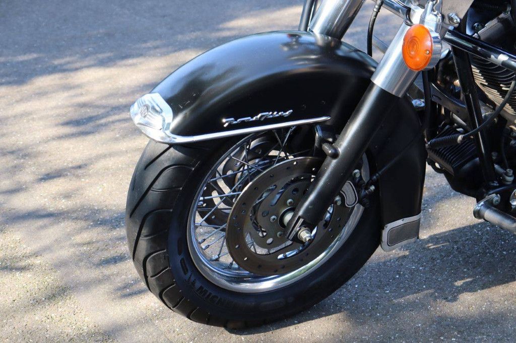 Harley-Davidson Road King Classic Touring Benzine 2007