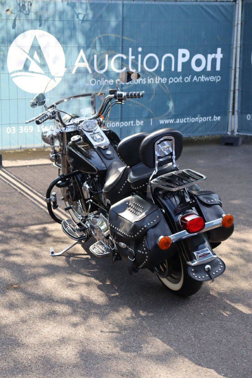 Harley-Davidson Heritage Softail Classic Benzine 2002