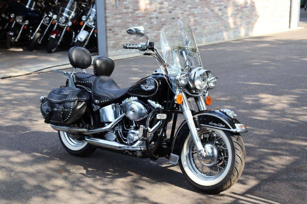 Harley-Davidson Heritage Softail Classic Benzine 2002