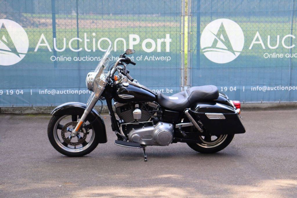 Harley-Davidson Dyna Switchback Benzine 2012
