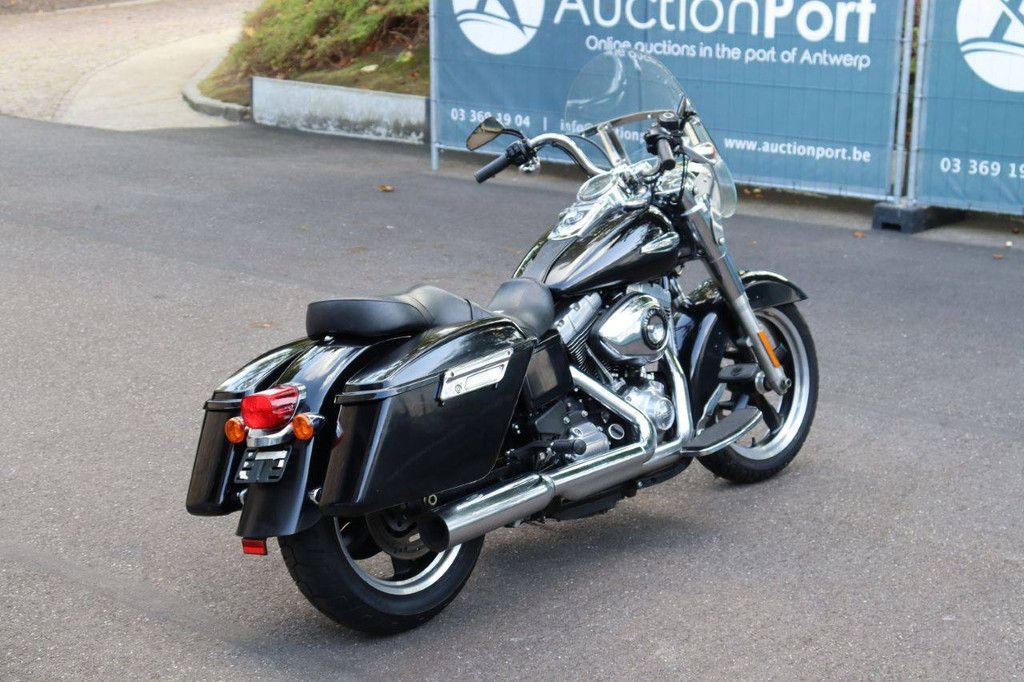 Harley-Davidson Dyna Switchback Benzine 2012