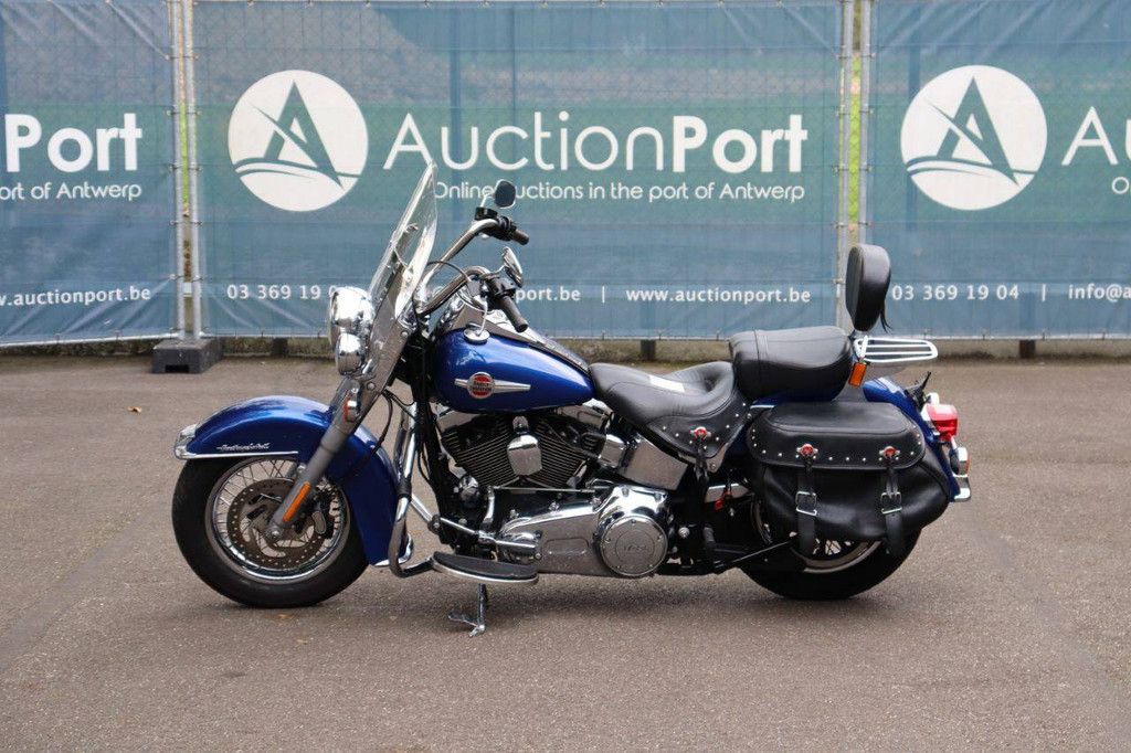 Harley-Davidson Heritage Softail Classic Benzine 2015