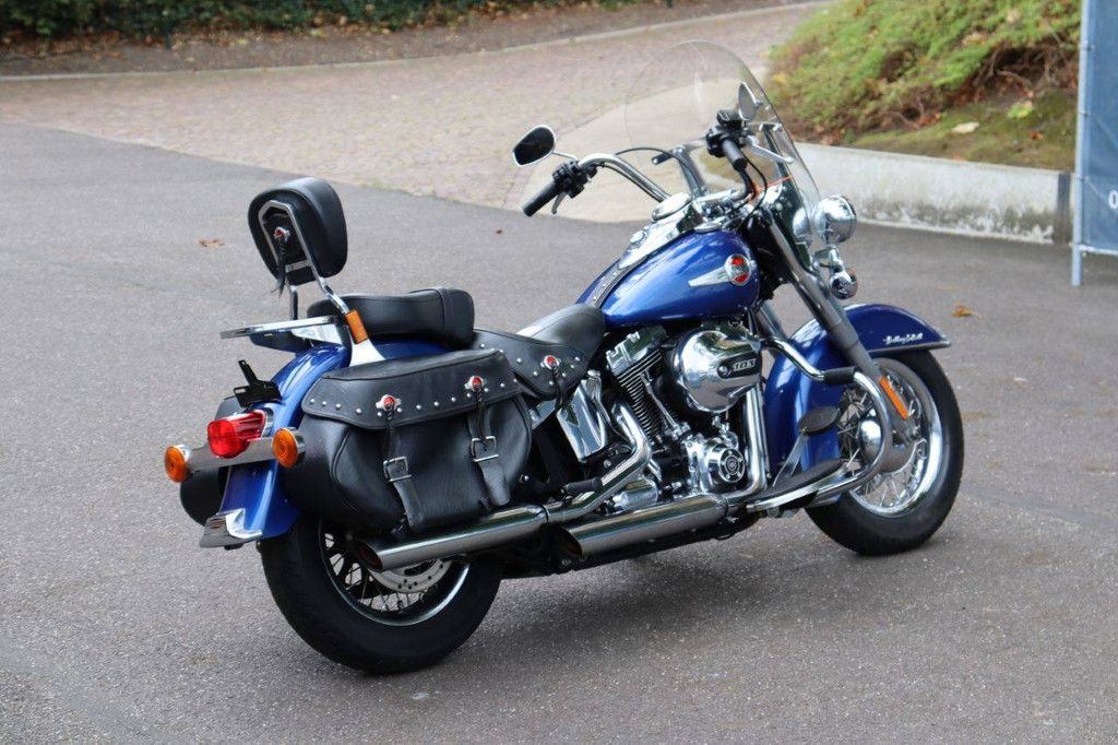 Harley-Davidson Heritage Softail Classic Benzine 2015