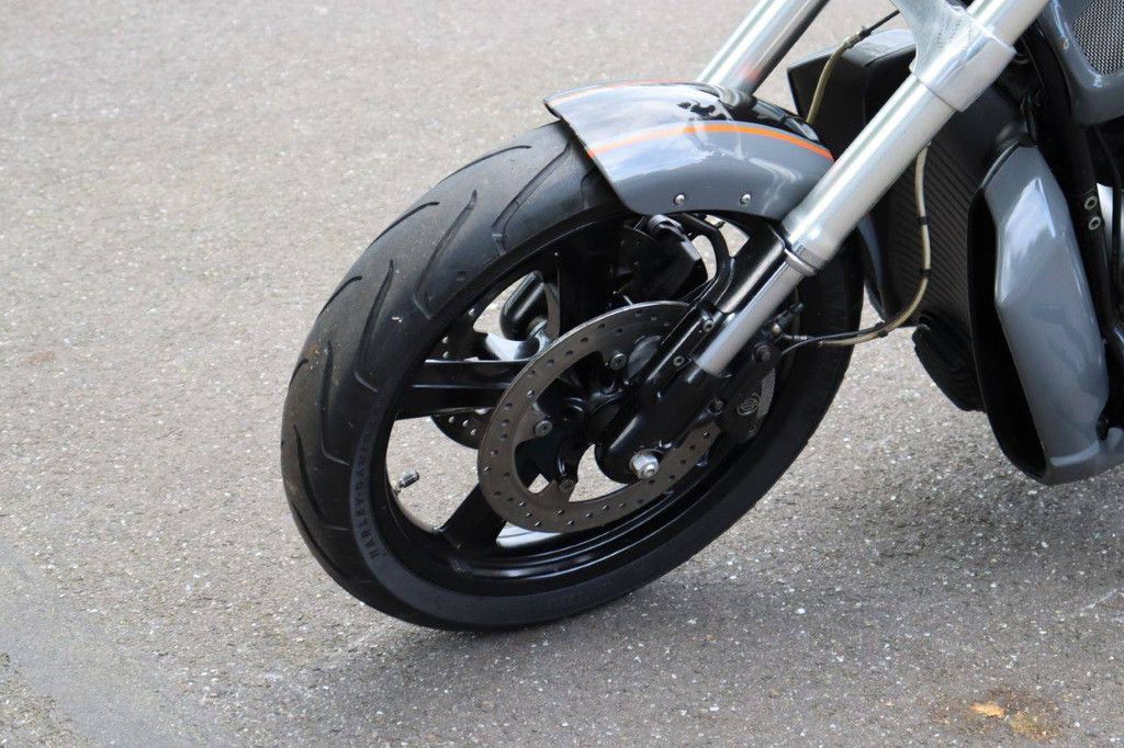 Harley-Davidson V-Rod Muscle Benzine 2002