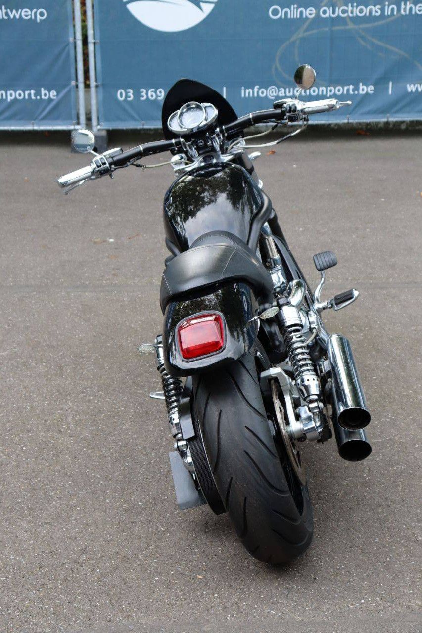 Harley-Davidson V-Rod VRSC Benzine 2006