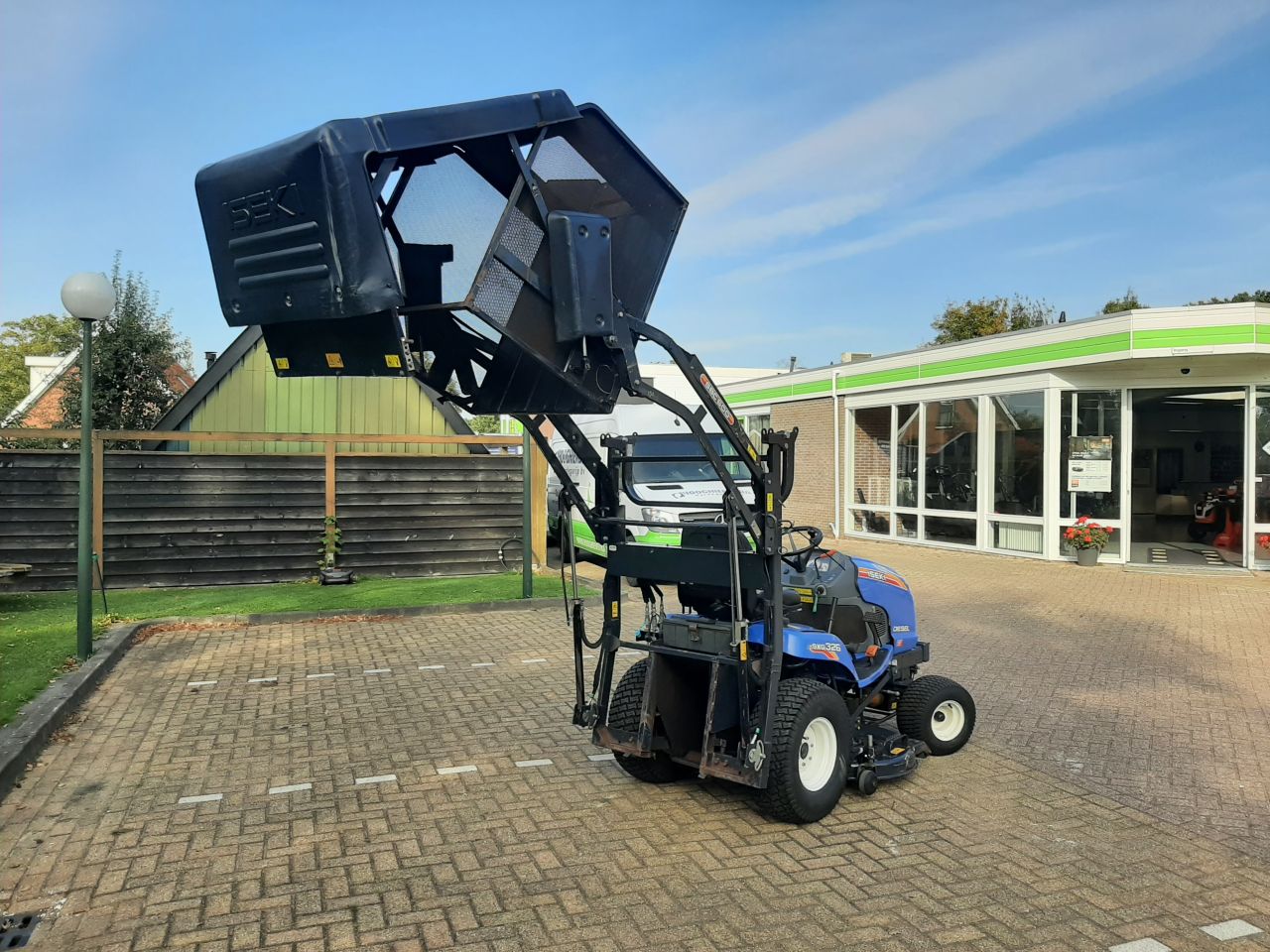 Iseki SXG 326 hooglosser - 1,22m maaibreedte - 1225u - Bj. 2015