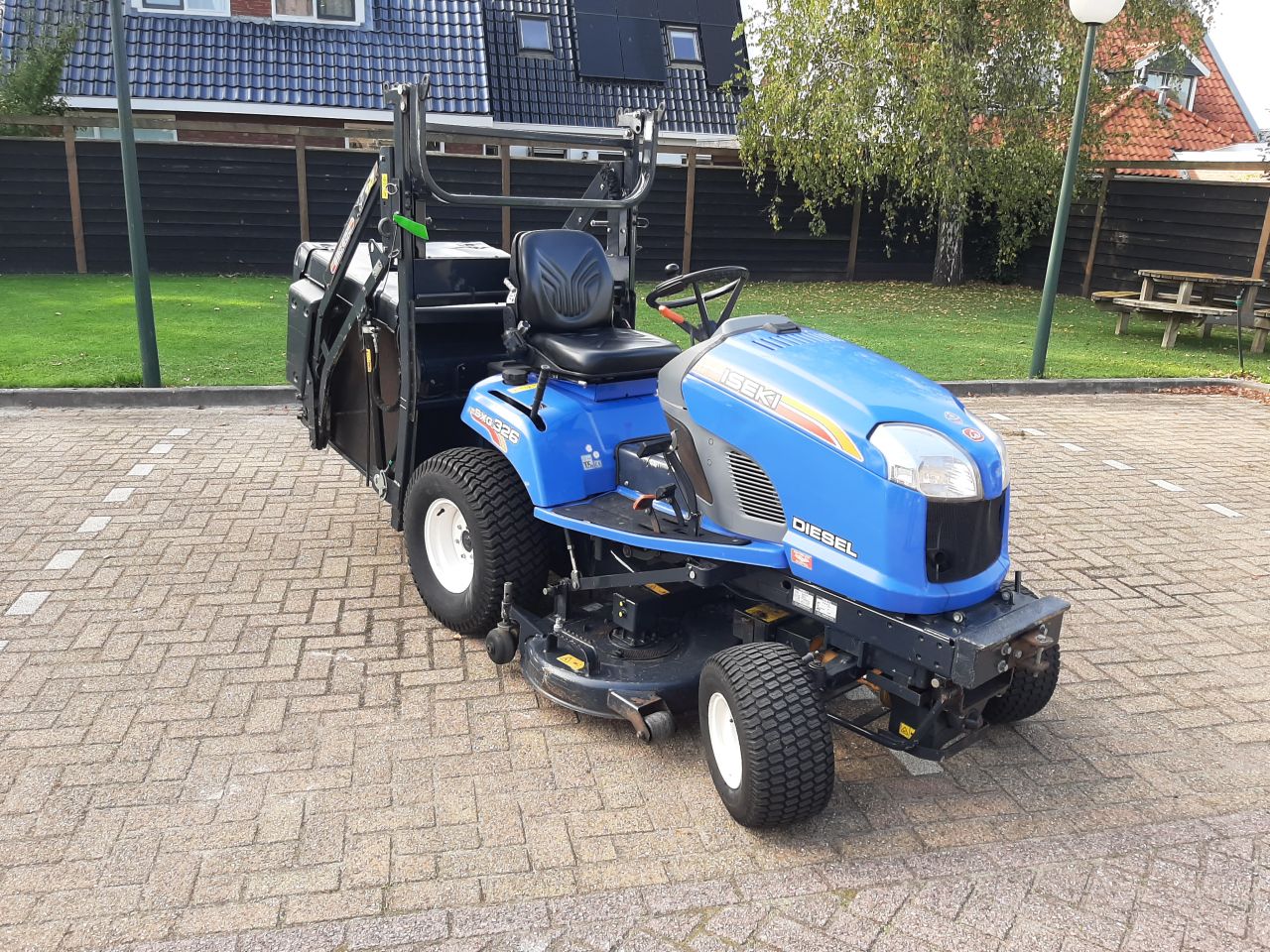 Iseki SXG 326 hooglosser - 1,22m maaibreedte - 1225u - Bj. 2015
