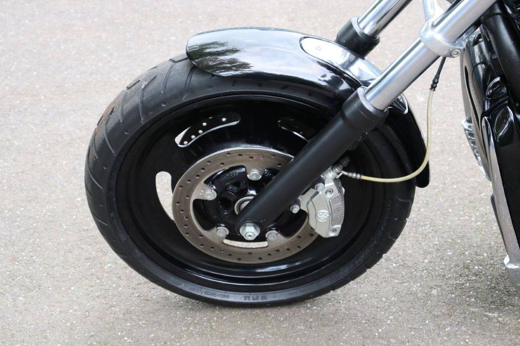 Harley-Davidson V-Rod VRSC Benzine 2006