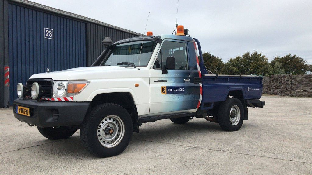 Toyota Landcruiser Diesel 2011