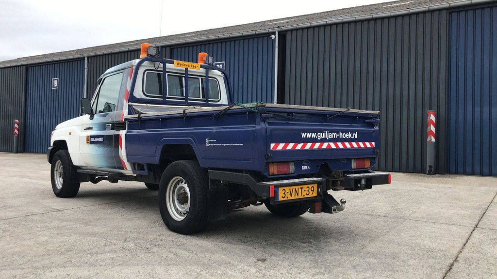 Toyota Landcruiser Diesel 2011