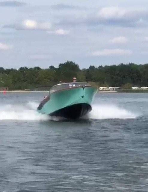 Historic Arcangeli Enrico wooden motorboat (V8) from 1966 (Riva Junior look)