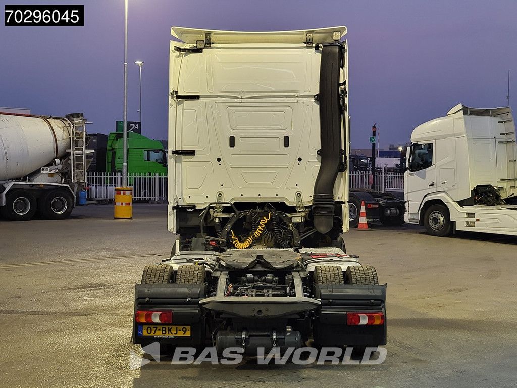 Mercedes Actros Actros 1845 4X2 GigaSpace NL-Truck Mega 2xTanks Standklima ACC Euro 6